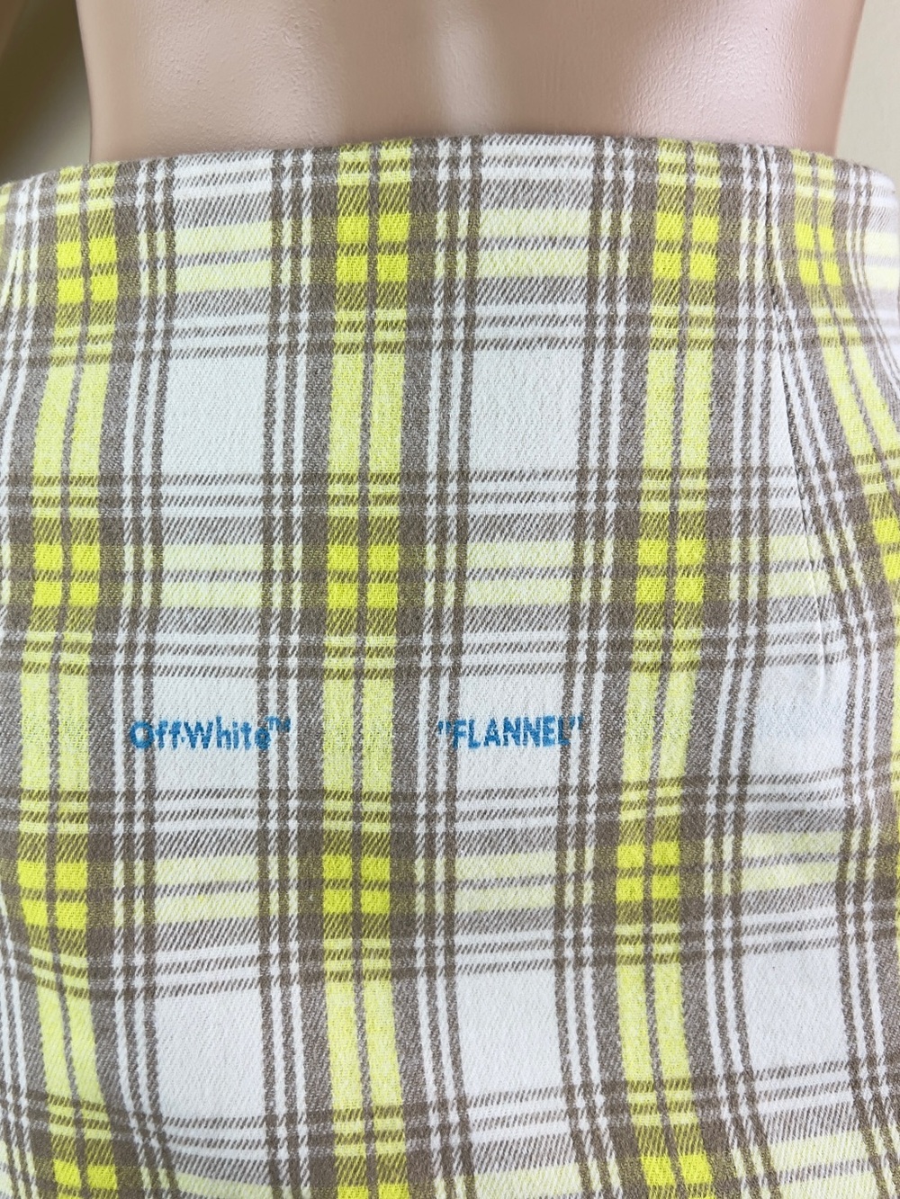 NEW OFF-WHITE CHECK PRINT FLANNEL MINI SKIRT - Picture 4 of 10